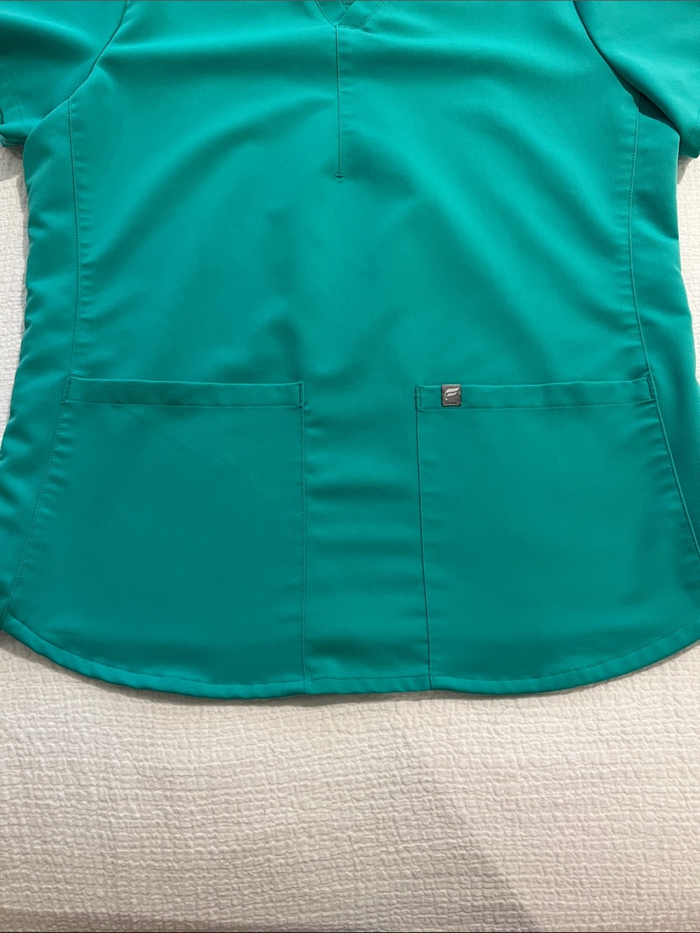 Fabletics Method 2-Pocket Scrub Top - Picture 4 of 5